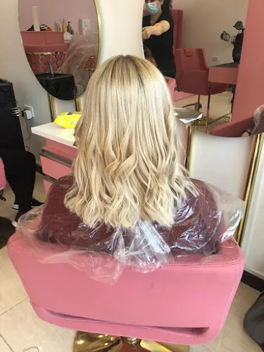 8 - Nicolas Hair Salon