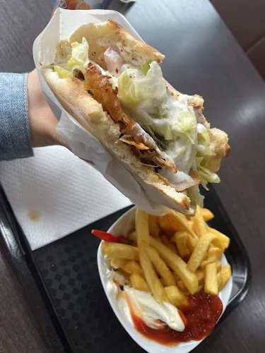 3 - Niederräder Kebap-Haus