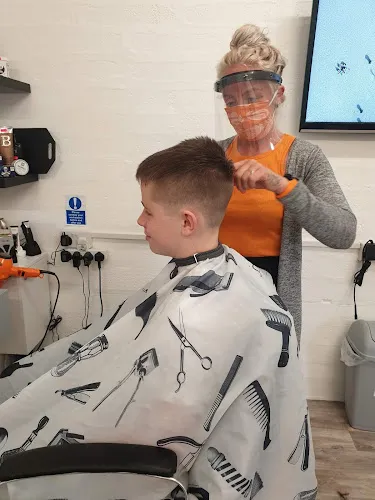 2 - Nikki Robins Hair Design