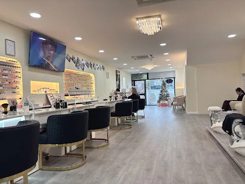 2 - Noel Burns Hairdressing