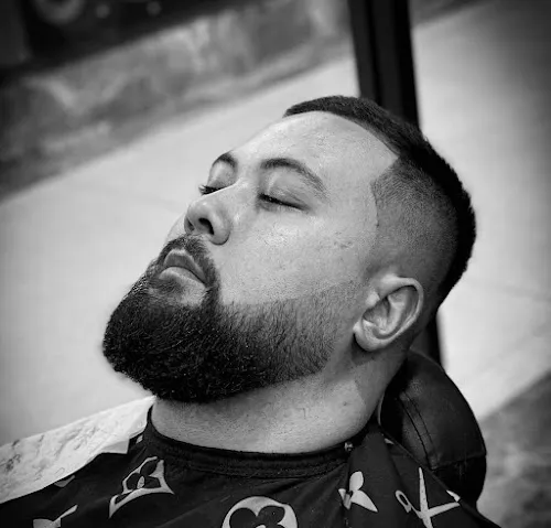 5 - Nomass Barber CBD