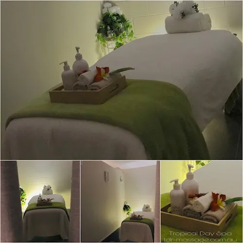 3 - NORTH CAIRNS BARBER SHOP