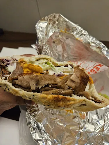 4 - NUR Kebab & Pizza