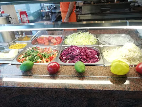 7 - NUR Kebab & Pizza