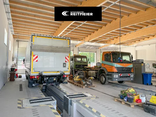 2 - Nutzfahrzeuge Reitmeier GmbH