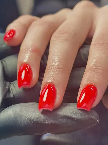 6 - Oak House - Beauty & Wellbeing