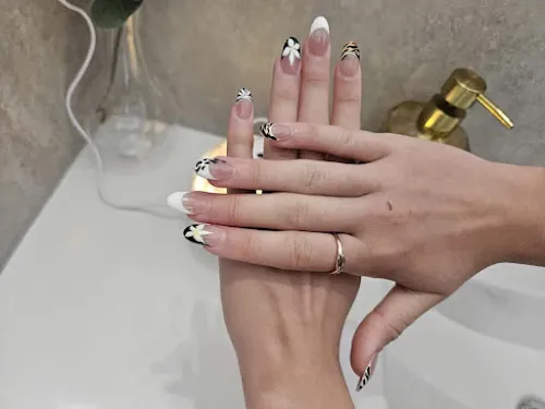 8 - Ocean Spa Nails Port Macquarie