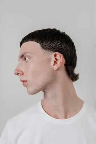 3 - Oli-Roos Nails & Beauty