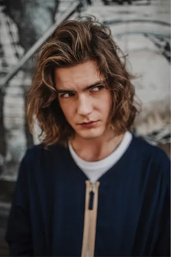 4 - Oli-Roos Nails & Beauty