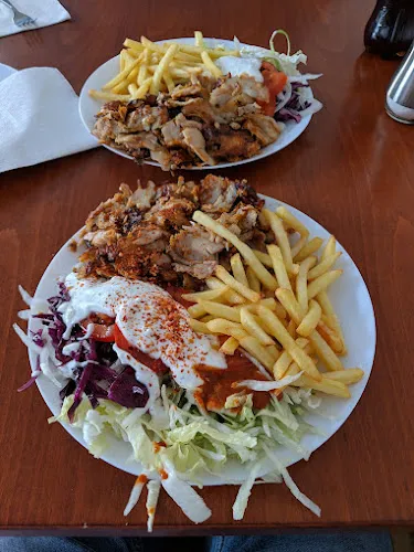 3 - OLIVA Food Münchner Freiheit