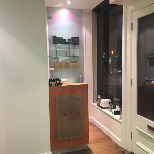 3 - Omar’s Barbershop