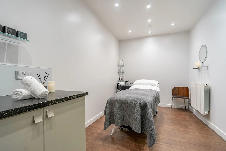 1 - Omar’s Barbershop