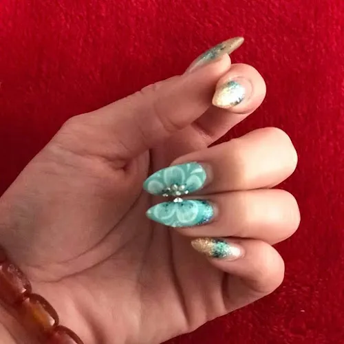 5 - Opal Nails