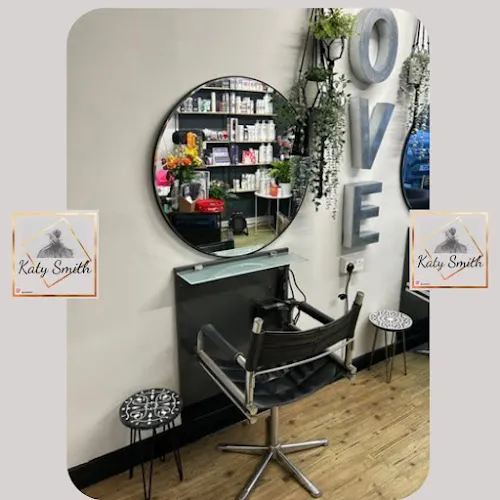 5 - Originals Hair Salon