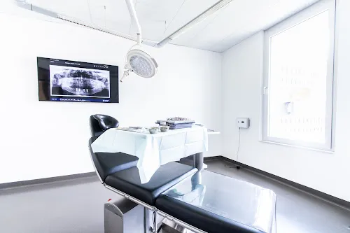 2 - Orthopädisch Unfallchirurgische Praxis | Dr. med. Andreas Dyck