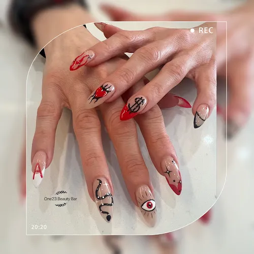 3 - Oryana Beauty Blogger