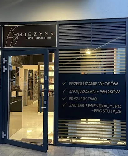 7 - Oscar Hair Studio