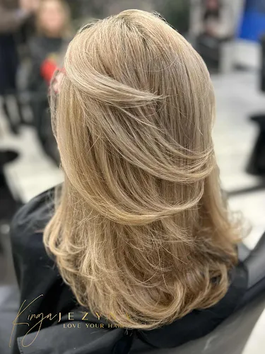 5 - Oscar Hair Studio