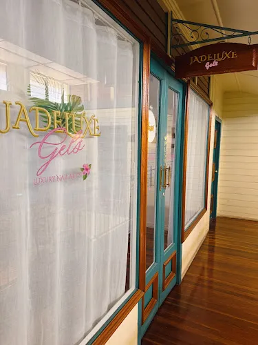 2 - OscarNails Bundaberg