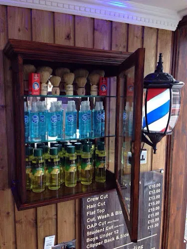 4 - Oxted Barbers
