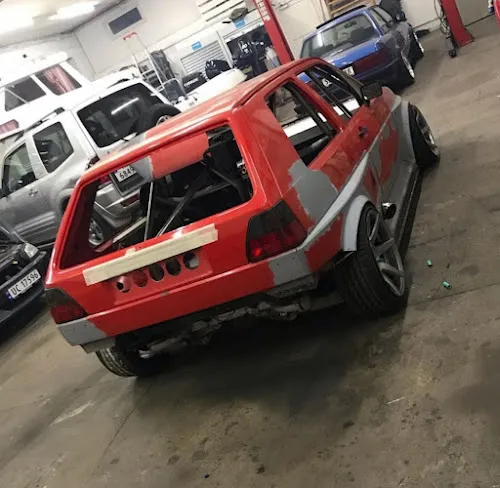 6 - OZ-CAR KFZ-Meisterbetrieb