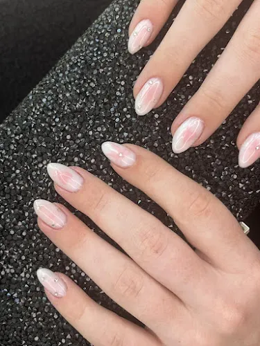 2 - Ozzee Nails & Spa