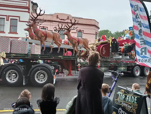 8 - Pacific Barber Shop
