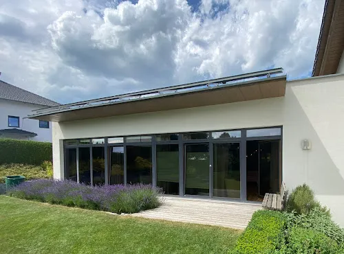 8 - Palmyra Salon & Barbershop