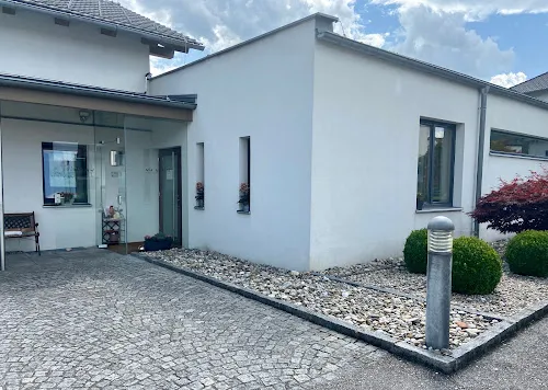 7 - Palmyra Salon & Barbershop