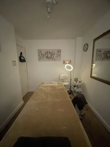 4 - Pam’s Little Beauty Room