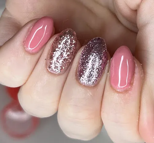 7 - Paul Smiths Hair Company