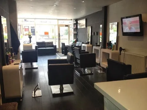 4 - Paul Smiths Hair Company