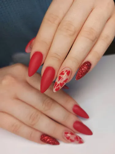 4 - Paula Studio. Salon fryzjerski. Spryszak P.