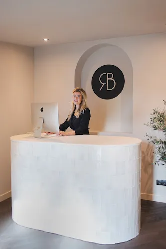 4 - Pedicure en Manicure Christel de Poorter