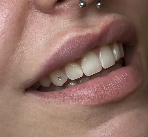 4 - Perfect Nails & Beauty