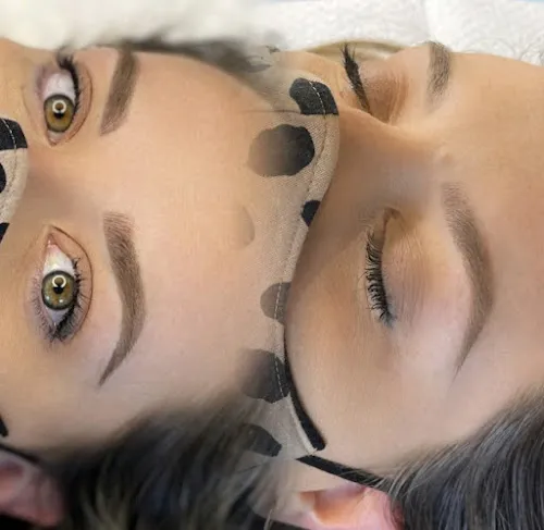 6 - Perfect Nails and Beauty