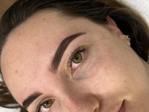 6 - Peter Makras Hair