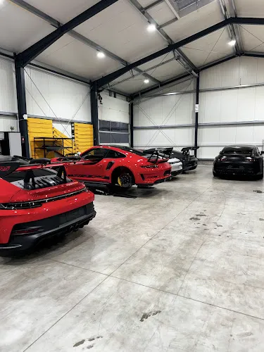 3 - Peter Puschkarski