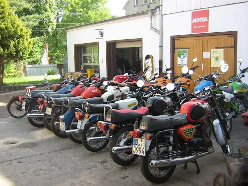 2 - Petra Kirsten - Oldtimer Service