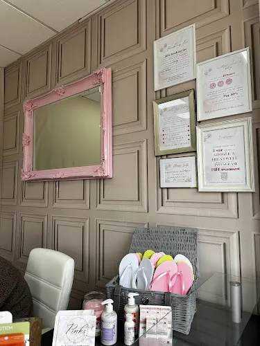 6 - Pinks Hair Nail and Beauty salon