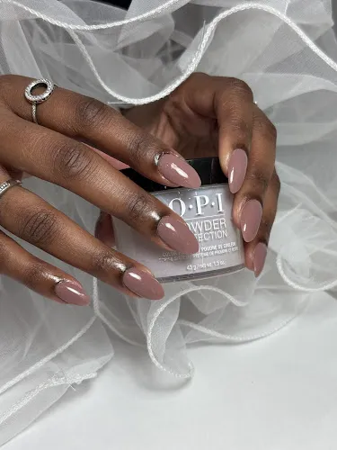 2 - Pinky Nail Salon