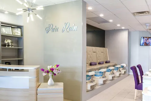 4 - Pinky Nail Salon