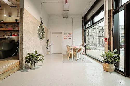 2 - Planet Hair & Beauty