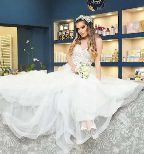 4 - Platinum Beauty Salon