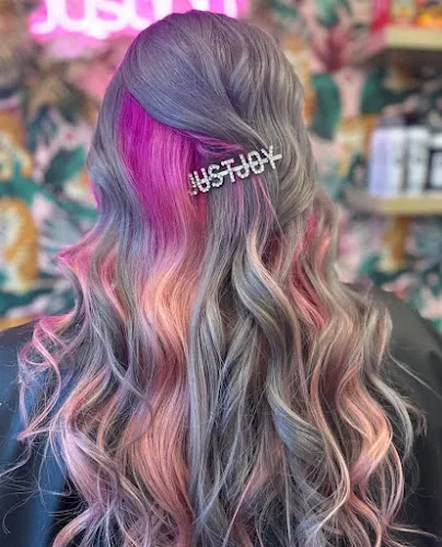 2 - Platinum Hair & Beauty Studio