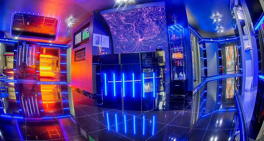 1 - Platinum Tanning Studio