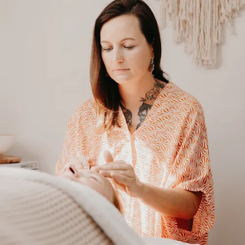 4 - Pánské holičství u Střelnice