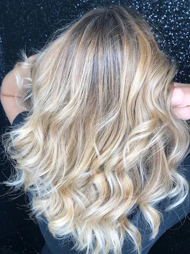 3 - Poings Nails - American Style