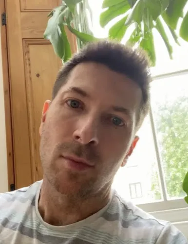 8 - POLISH MY NAILS BLACKSTOCK ROAD