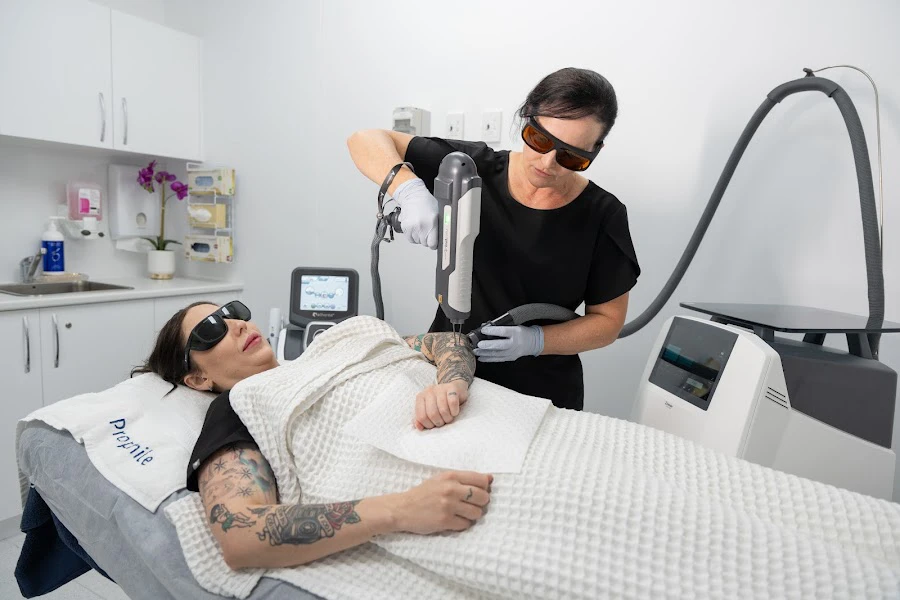 1 - Polishd Beautique Crestwood